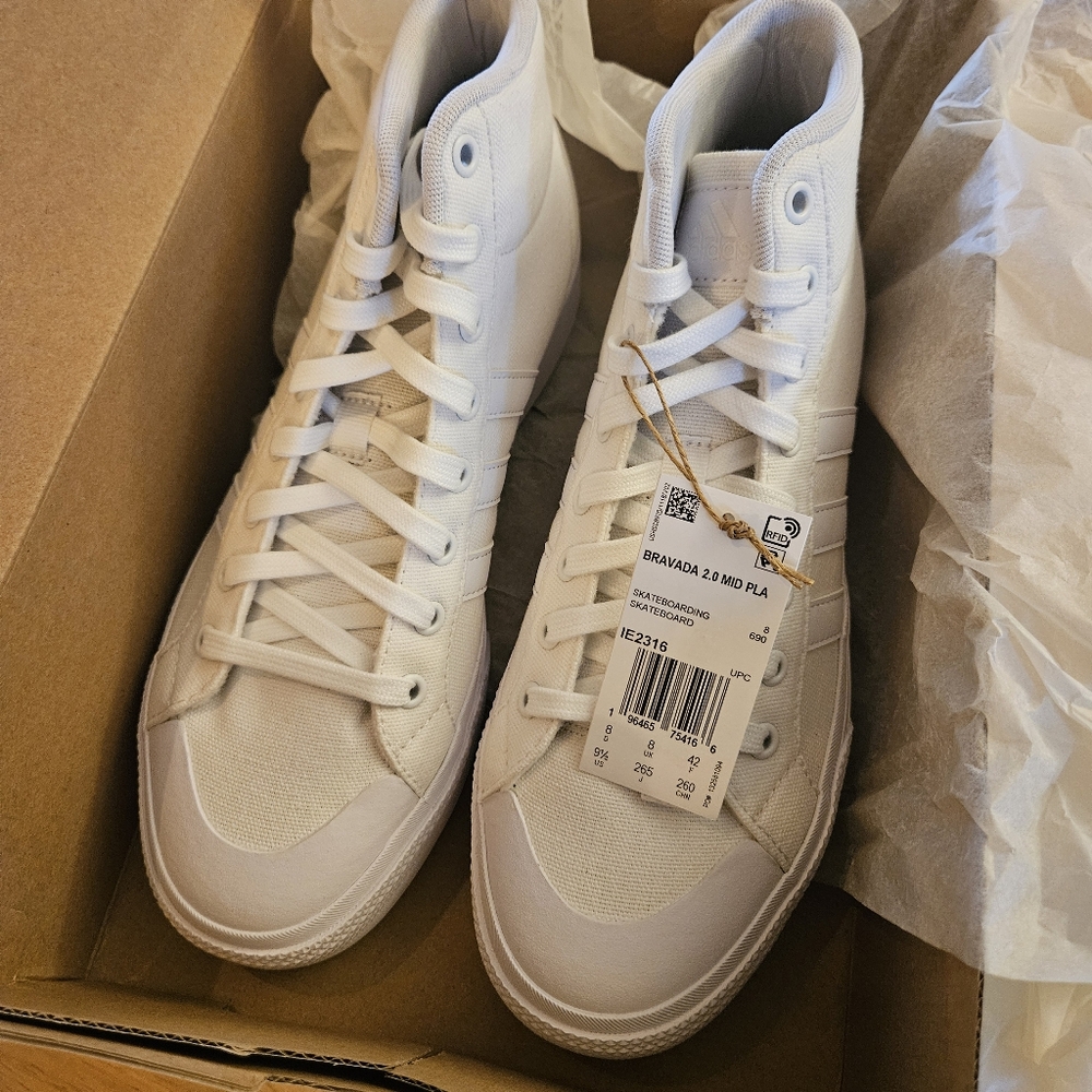 NWT Adidas Bravada 2.0 Mid Platform
